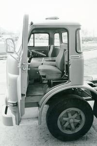 Lkw-Fahrerhaus: Arbeiten und Leben im MAN || Bild 9 / 21