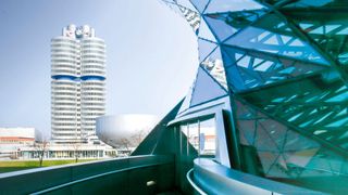 Das dritte Quartal wird happig für BMW: Rückruf, Auslieferungssperren und eine Nachfragekrise in China sorgen für eine Korrektur der Jahresprognose 2024. (Bild: BMW Group)