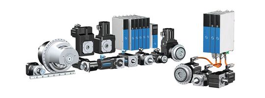 The Stöber portfolio offers drive controllers, geared motors, cables—the user receives all drive components from a single source.(Image: STÖBER Antriebstechnik GmbH + Co. KG)