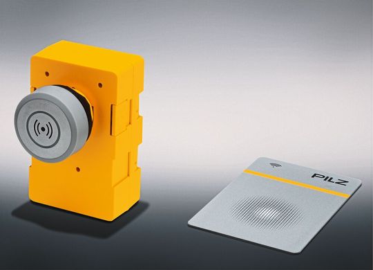 Das Zugangsberechtigungssystem PITreader card unit von Pilz bietet mit den RFID-fähigen Karten PITreader card und Sticker PITreader sticker neue Formate für die Umsetzung eines effizienten und securen Zugangsberechtigungssystems. Das Zugangsberechtigungssystem PITreader card unit von Pilz bietet mit den RFID-fähigen Karten PITreader card und Sticker PITreader sticker neue Formate für die Umsetzung eines effizienten und securen Zugangsberechtigungssystems.