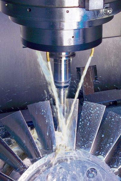 Bei der Hochleistungsbearbeitung können Sensoren enorm viele Daten generieren, die unter speziellen Sicherheitsvorkehrungen prozessiert und verarbeitet werden müssen.   (Fraunhofer-Gesellschaft IPT)