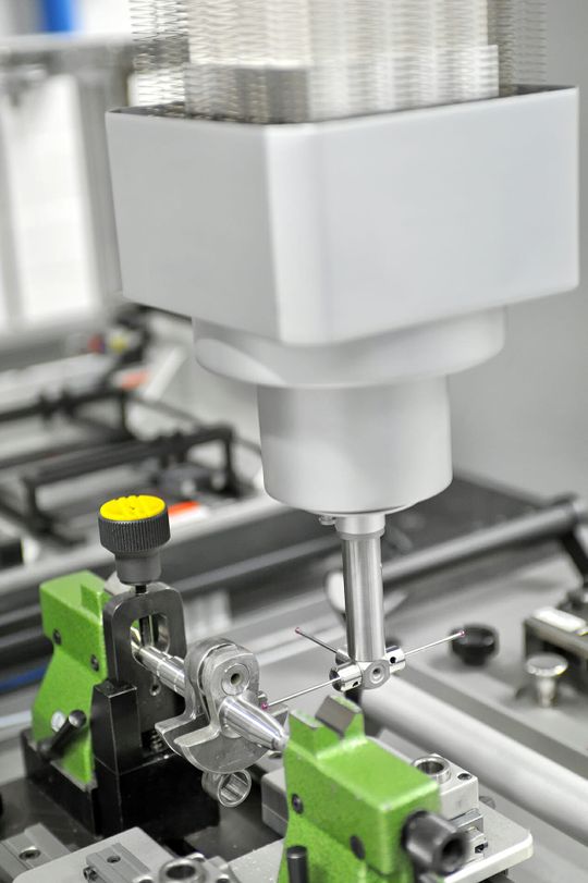 (Sowohl im Messlabor als auch in der Präzisionsfertigung erfüllt die neue Leitz PMM-C-Plattform individuelle Anforderungen für nahezu jeden Anwendungsbereich. Bild: Hexagon)