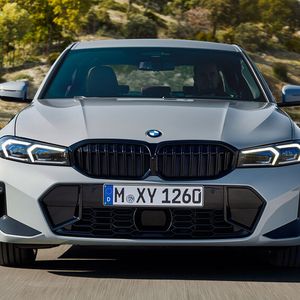 Bei der Niere verzichtet BMW auf Wachstum.(Bild:  BMW)