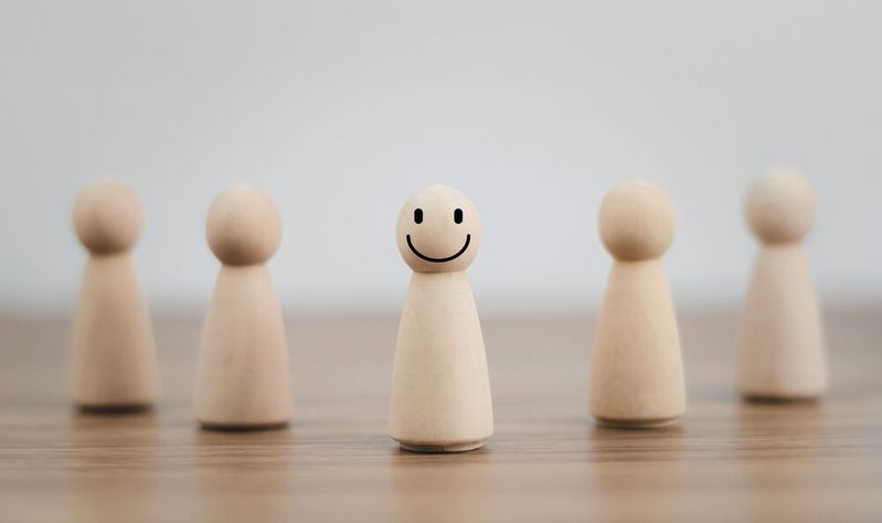 Der Positive-Leadership-Ansatz zielt darauf ab, in den Unternehmen eine von wechselseitigem Vertrauen und Optimismus geprägte, leistungsstarke Arbeitsumgebung zu schaffen, die letztlich auch zu einer erhöhten Innovationskraft führt. (Bild:  GamePixel - stock.adobe.com)