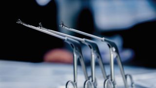 Stanzinstrumente für arthroskopische Eingriffe. (Bild: Getsch+Hiller)