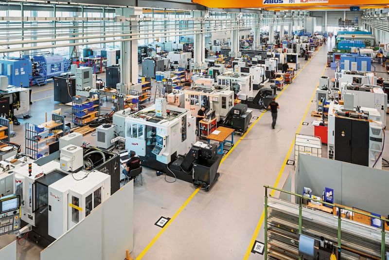 Vue de la halle de production de Starrag à Vuadens où est produite la gamme 191.  (Source : Starrag)