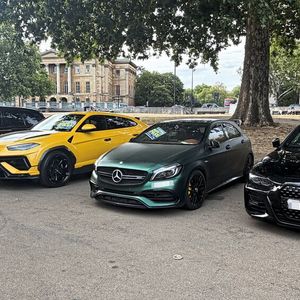 An einem Aktionswochenende hat die Polizei 90 Fahrzeuge aus dem Verkehr gezogen, viele davon sind hochpreisig. (Bild: Metropolitan Police London)