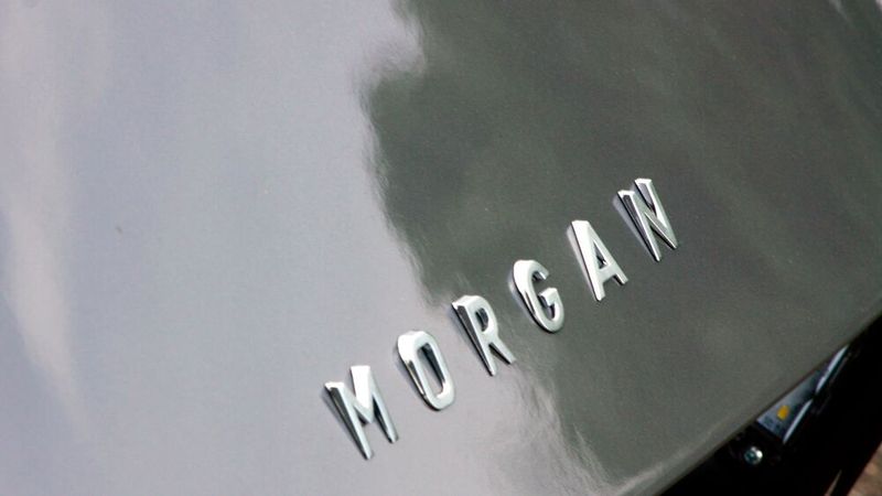 Seit über 100 Jahren steht dieser Schriftzug für skurrile Sportwagen aus England. (Bild: SP-X/Mario Hommen)