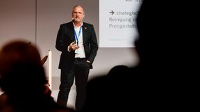 Rechtsanwalt Jörg Rüberg von der Kanzlei Voigt erklärt unter anderem, wie die Beschaffenheitsvereinbarung vor Klagen schützen kann. (Bild: Stefan Bausewein)