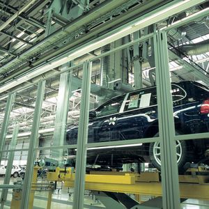 Ein eigenes, neues Werk für den Cayenne entstand in Leipzig. (Bild:  Porsche)