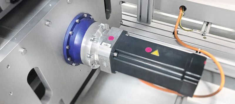 As an integral part of Koch Pac-Systeme's Predictive Pack digital service product, the gearboxes with Cynapse and Wittenstein's Smart Services make it possible to detect damage risks in the packaging specialist's machines at an early stage.(Image: Koch Pac systems)