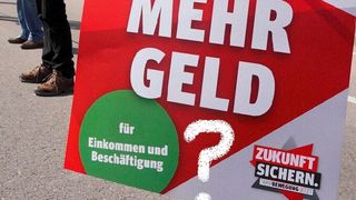 Die nächste Lohnrunde hat begonnen. Viele wollen verständlicherweise mehr Geld, wenn man sich die Preisentwicklungen im Lande anschaut. Doch dabei sollte nicht übertrieben werden, warnt der Mittelstandsverband. Lesen Sie hier, warum. (Bild: IG Metall)