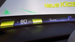 Seit 20 Jahren schon entwickelt BMW Head-up-Displays für Autos. (Bild: BMW)
