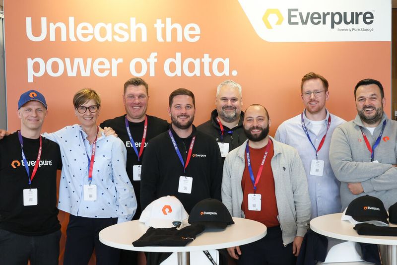 Das Everpure-Team ist startklar für einen spannenden Conference-Tag. (Bild: TIM AG)