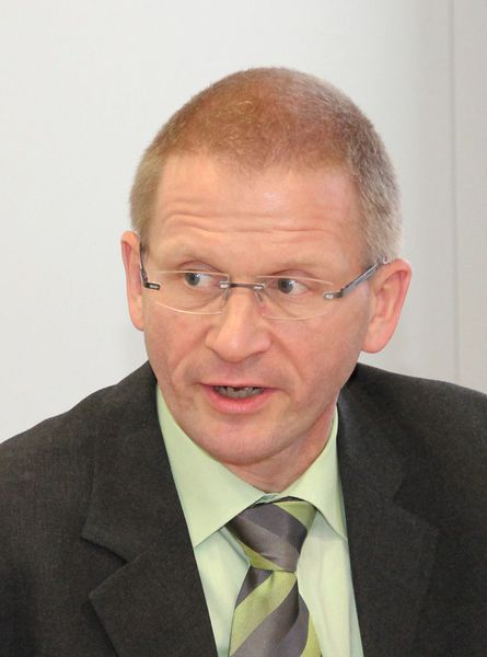 Dipl.-Ing. Axel Grigoleit, Key Market Manager bei der Hawe Hydraulik SE: „Für die Spanntechnik in Bearbeitungszentren gibt es kein energieeffizienteres System als eine leckagefreie Hydraulik im Abschaltbetrieb.“ (Bild: Krampert)