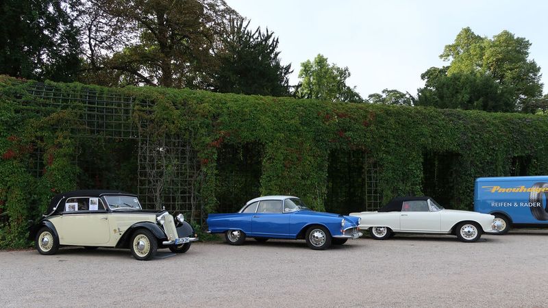 Auch die Zweitakt-Fraktion zeigte sich während der Classic-Gala Schwetzingen. Von links: DKW F8, 1000 SP Coupé und Roadster. (Bild: Peter Diehl)