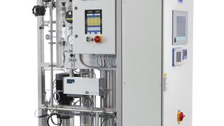 Die Kompaktanlage Loopo kann direkt über einen Osmotron gesteuert werden. Dadurch laufen Reinstwasser-Erzeugung, Lagerung und Verteilung Hand in Hand. (BWT Pharma&Biotech)