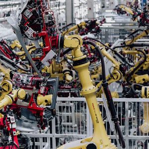 Für die Landesregierung gilt das Bauprojekt gilt als Vorzeigemodell für Brandenburg und ganz Ostdeutschland.(Bild:  Tesla)