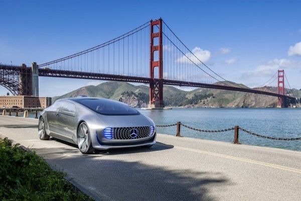 Mercedes-Benz F 015 Luxury in Motion in San Francisco (Mercedes-Benz)