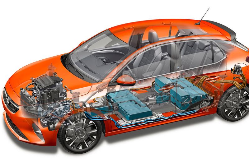 In der E-Variante soll ein 50-Kilowattstunden-Akku verbaut werden. (Opel)
