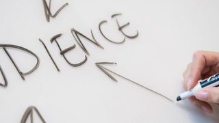 Entwickler stehen vor der Herausforderung, die Nutzungserfahrung für eine wachsende Zahl von Kanälen bestmöglich umzusetzen und zu verwalten.  (Bild: gemeinfrei)