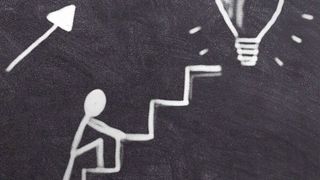 Die Progressive Abstraktion setzt nicht an der Lösungssuche für ein Problem an, sondern verfeinert die Suche nach einer Lösung Schritt für Schritt.  (gemeinfrei)