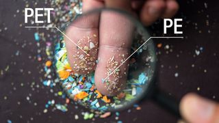 Abb.1: Gezielt: Mit der geeigneten Software lassen sich einzelne Partikel per Ramanspektroskopie analysieren. (Bild: © SIV Stock Studio - stock.adobe.com)