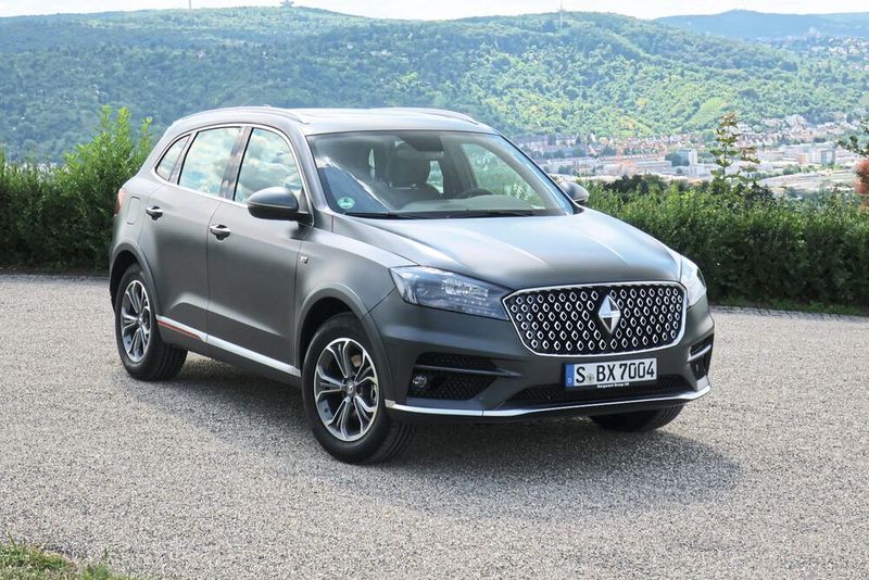 Zusatzausstattung gibt es nicht. Das Auto hat für diesen Preis alles an Bord, was Borgward im BX7 anzubieten hat. (Bild: Wehner / »kfz-betrieb«)