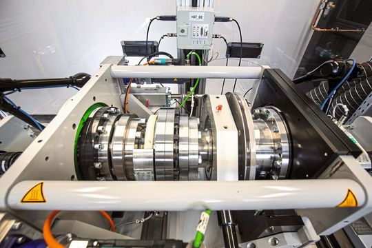 Der Prüfstand für alle Getriebearten, die in Robotern zum Einsatz kommen.(Bild:  Castrol)