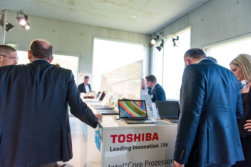 Mobile Premium-Begleiter: Präsentation des Toshiba KIRA™ Highend Ultrabooks  (Bild: Toshiba)