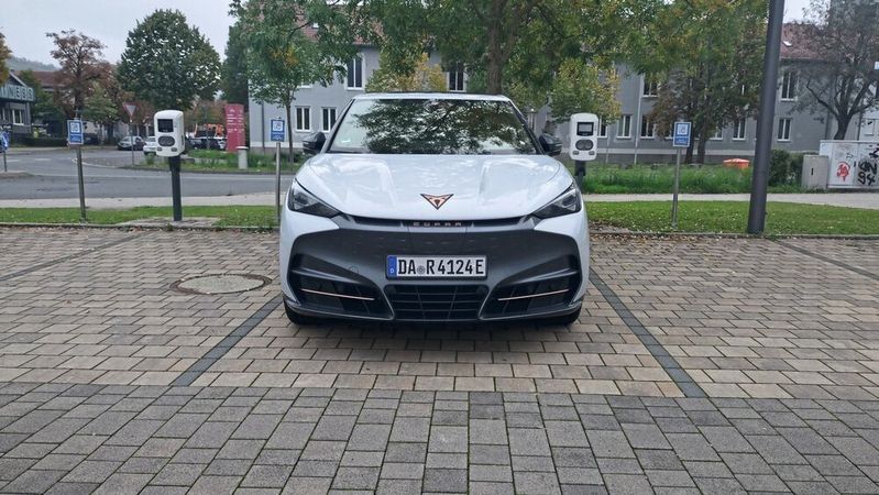 Der Cupra Tavascan VZ mit Allradantrieb im Praxistest.(Bild:  Sven Prawitz/Vogel Communications Group)