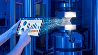 Der digitale Assistent soll helfen, Werkstoffwissen leicht abrufbar und nutzbar zu machen. So könnte die Qualität und das Tempo von Werkstoffuntersuchungen verbessert werden. (ronaldbonss.com/Fraunhofer IWS)