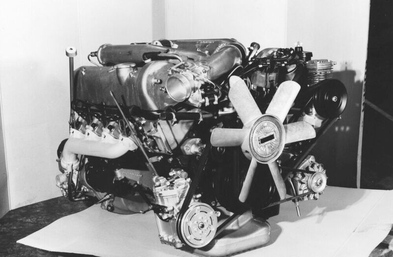 Mercedes-Benz V8-Motor M100 aus dem 300 SEL 6.3. (Daimler AG)