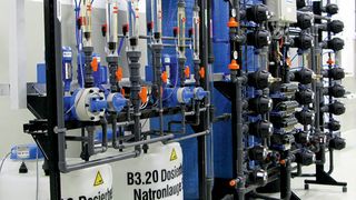 Ionenaustauscheranlagen sorgen für eine optimale Qualität von industriellen Wässern. (Antech-Gütling Wassertechnologie)