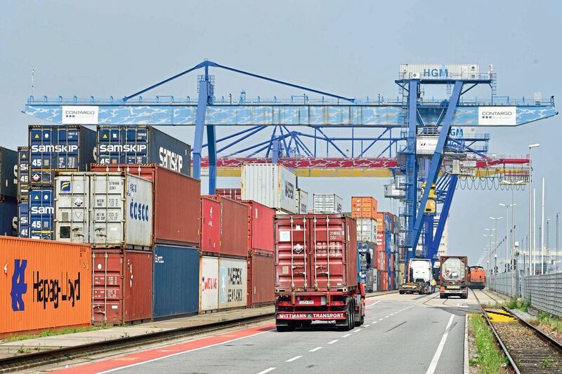 Das Mannheimer Terminal hat eine Lagerkapazität von 8200 20-Fuß-Containern.  (Konecranes / TAUBE Photoproduction)