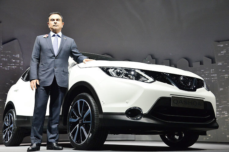Renault-Nissan-Chef Carlos Ghosn stellte das Modell persönlich in London vor. (Foto: Nissan)
