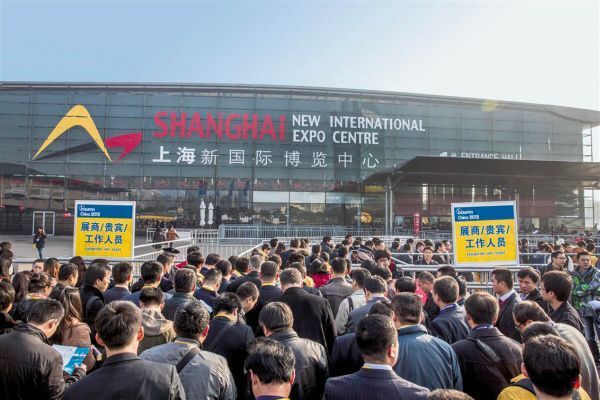 Bauma China: Sehr positiv entwickeln sich auch die Auslandsmessen. Ihr Umsatzanteil konnte in den letzten fünf Jahren um 50 Prozent gesteigert werden. (Messe München)