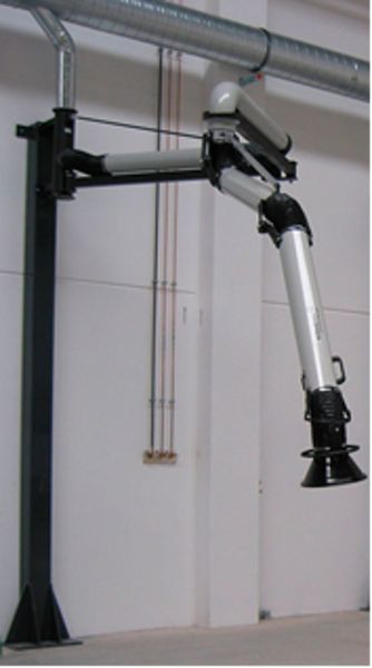 Das System ist anpassungsfähig, etwa durch die Kombination mit einem der unterschiedlich langen Absaugarme. (Bild: Kaweha Anlagentechnik)