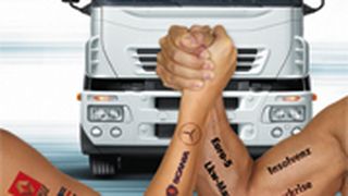 Die Nutzfahrzeugbranche trifft die Finanzkrise besonders hart. Allerorts überlegen die Beteiligten an Wegen, wie sie neue Umsätze generieren können. (Archiv: Vogel Business Media)