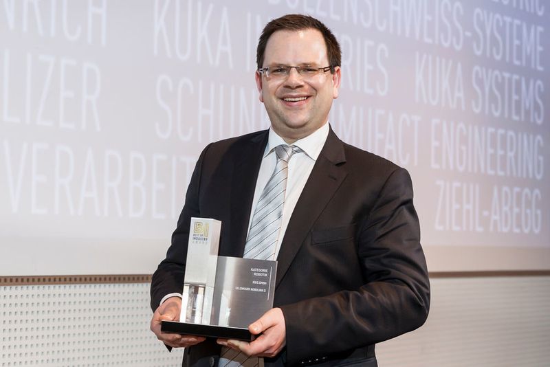 Gewinner in der Kategorie Robotik ist die Igus GmbH mit dem Gelenkarm Robolink D. (Bild: Stefan Bausewein/VBM)