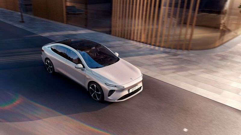 Der Allradantrieb mit 480 kW/653 PS und 850 Newtonmeter Systemleistung erlaubt einen Sprint auf 100 km/h in 3,9 Sekunden. (Bild:Nio)