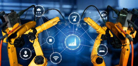 (KI und ML legen in Kombination mit Datenmanagement die Grundlage für voraus schauende Wartung. Bild: Blue Planet Studio/AdobStock)