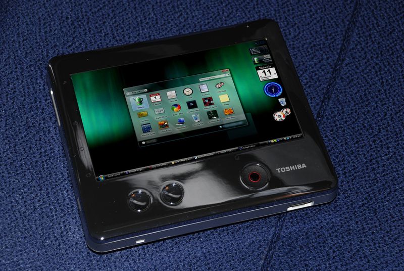 Im edlen Schwarz präsentierte Toshiba zur CES einen MID. (Archiv: Vogel Business Media)