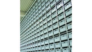 Meta installierte den Stahlbau im neuen AKL von Mahle Industriefiltration in nur zwei Wochen. Bild: Meta-Regalbau (Archiv: Vogel Business Media)