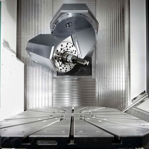 Working area of the Heller F 6000 5-axis mill-turn centre, which will also be on the stand at AMB 2026.(Source:  Heller)