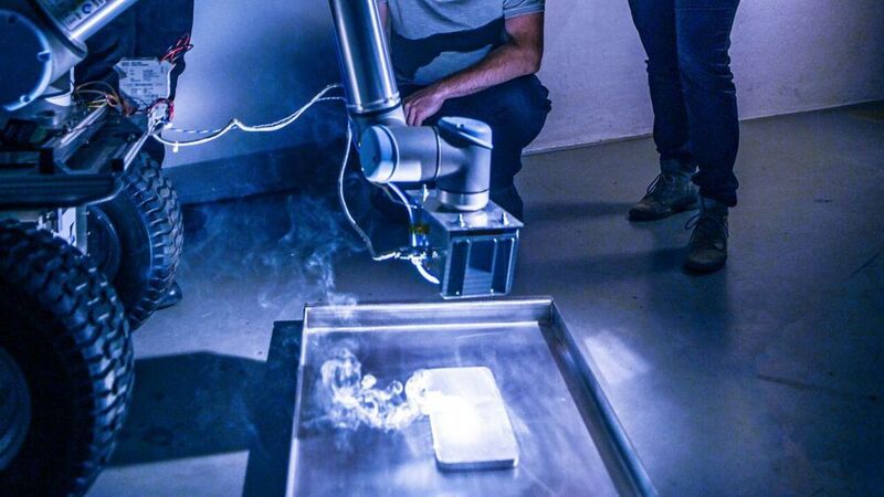 Forscherteam hat bereits einen kompakten, robusten Laser entwickelt und im Labor erfolgreich am Roboterarm eines Mond-Rovers getestet. 