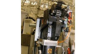 Zange mit Räderprägewerk für den Einsatz in automatisierten Prozessen. (Bild: Tünkers Maschinenbau)