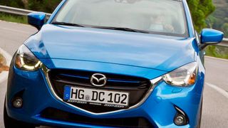 Der Mazda 2 gehört zu den vom Rückruf betroffenen Modellen. (Mazda)