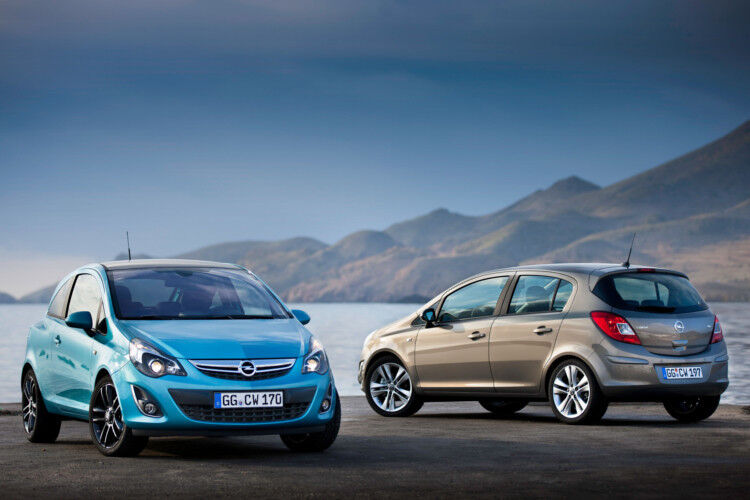 Der Corsa D, die vierte Generation, ist als Drei- und Fünftürer mit einer breiten Motorenauswahl erhältlich. (Opel)