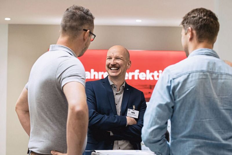 Impressionen der Fachtagung „Mehr Effizienz im Presswerk“ 2025 in Würzburg. (Bild: Stefan Bausewein)